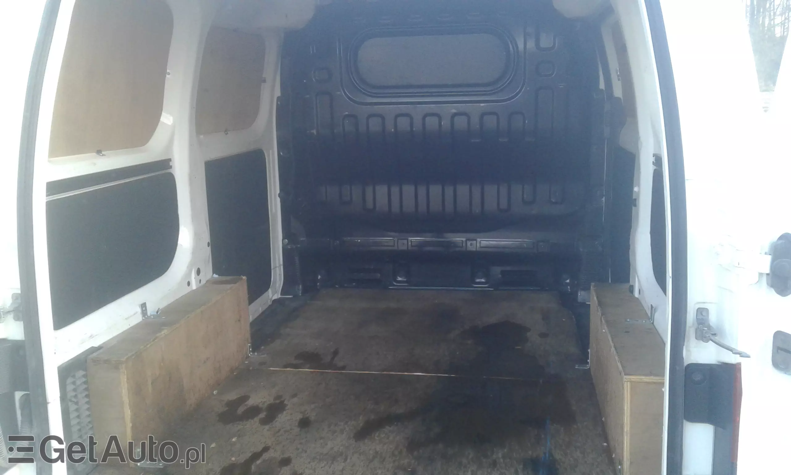 NISSAN NV200 