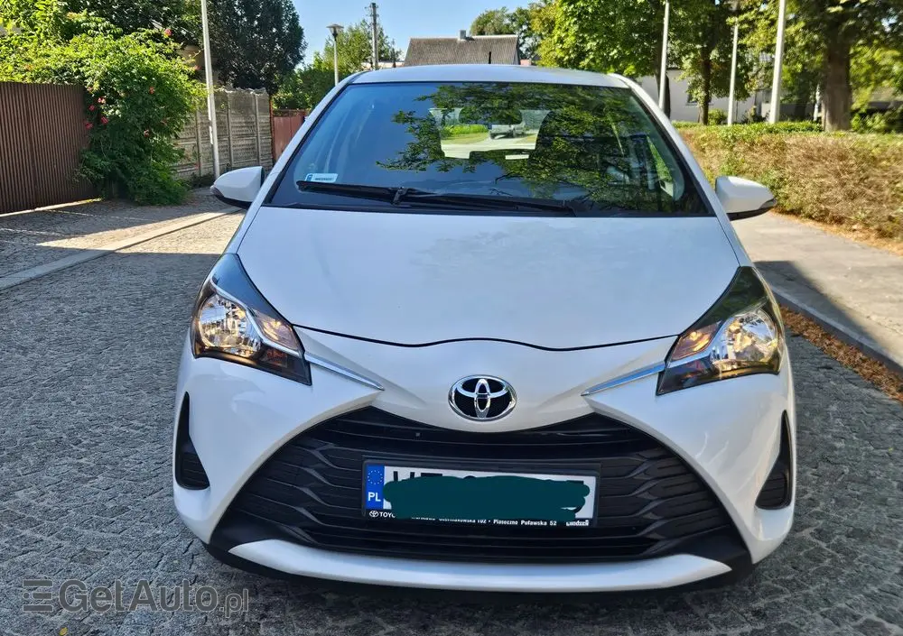 TOYOTA Yaris 1.0 Active