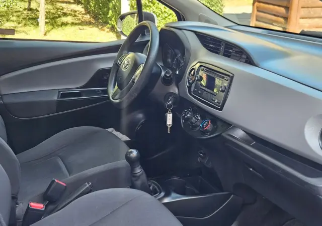 TOYOTA Yaris 1.0 Active