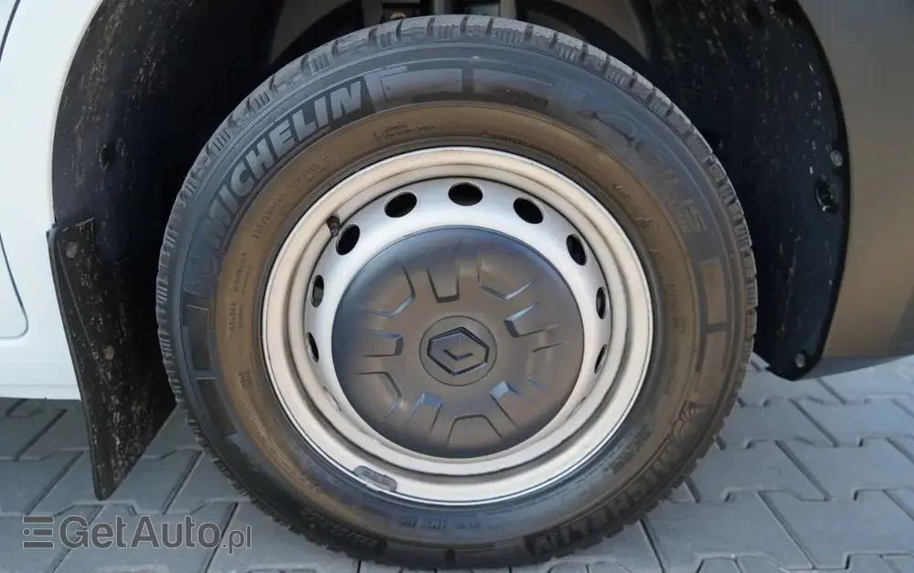 RENAULT MASTER / LAWETA  / WYCIĄGARKA / MANUAL / SPROWADZONY 