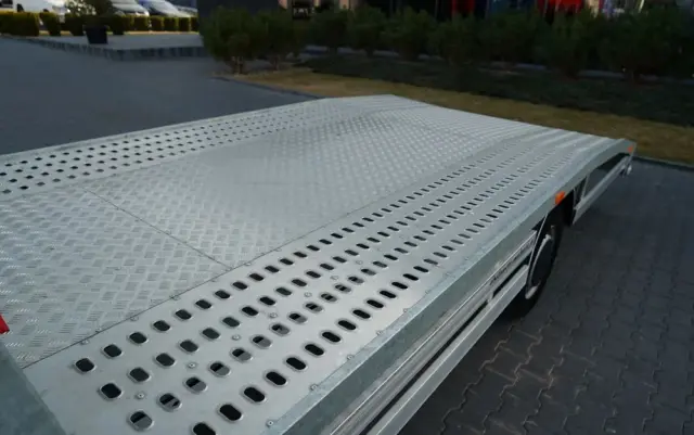 RENAULT MASTER / LAWETA  / WYCIĄGARKA / MANUAL / SPROWADZONY 