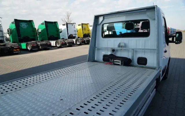 RENAULT MASTER / LAWETA  / WYCIĄGARKA / MANUAL / SPROWADZONY 