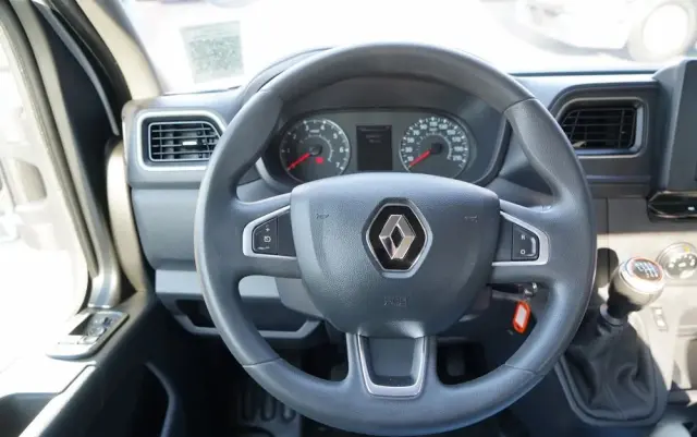 RENAULT MASTER / LAWETA  / WYCIĄGARKA / MANUAL / SPROWADZONY 