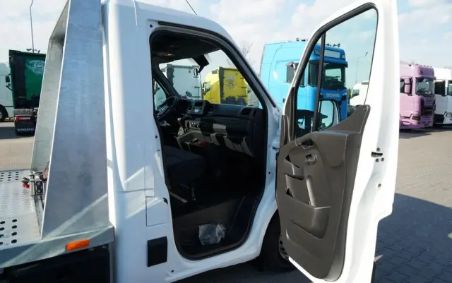RENAULT MASTER / LAWETA  / WYCIĄGARKA / MANUAL / SPROWADZONY 
