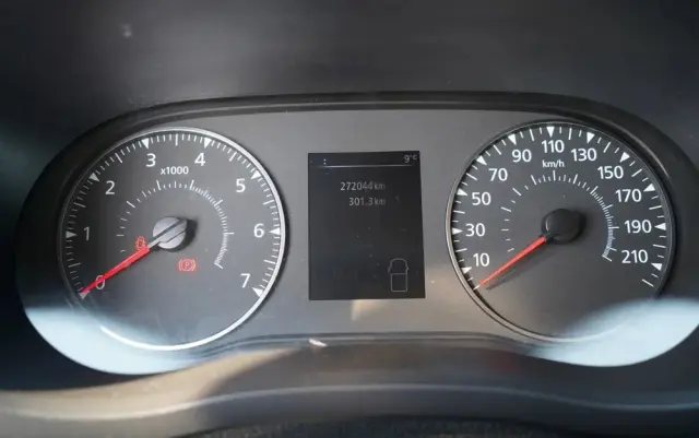 RENAULT MASTER / LAWETA  / WYCIĄGARKA / MANUAL / SPROWADZONY 