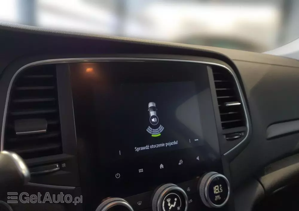 RENAULT Megane 1.3 TCe Zen