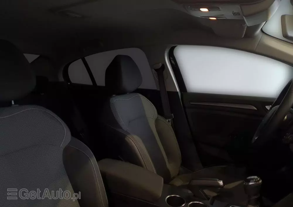 RENAULT Megane 1.3 TCe Zen