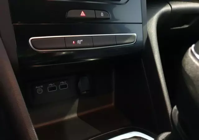 RENAULT Megane 1.3 TCe Zen