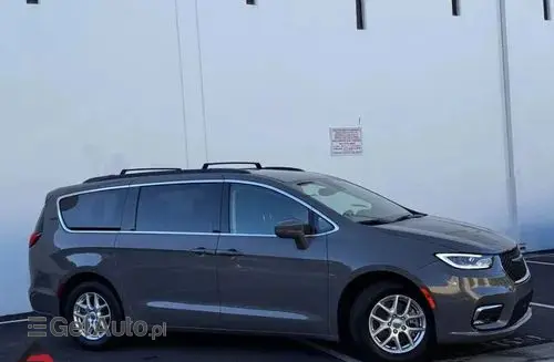 CHRYSLER Pacifica 