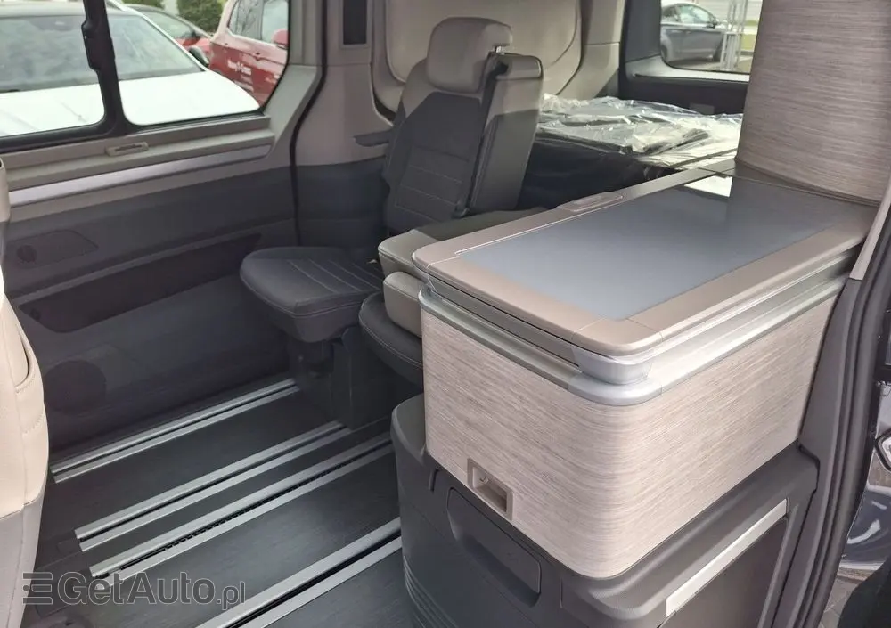 VOLKSWAGEN California 