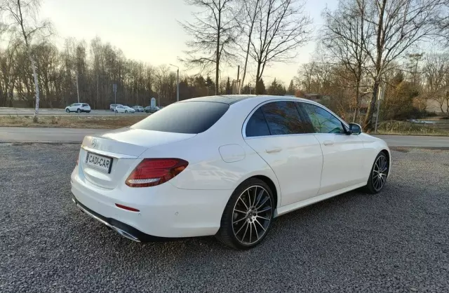 MERCEDES-BENZ Klasa E 