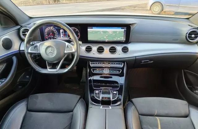 MERCEDES-BENZ Klasa E 