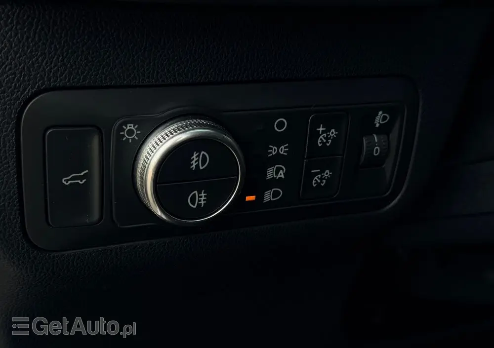 FORD Kuga 2.0 EcoBlue Hybrid ST-LINE