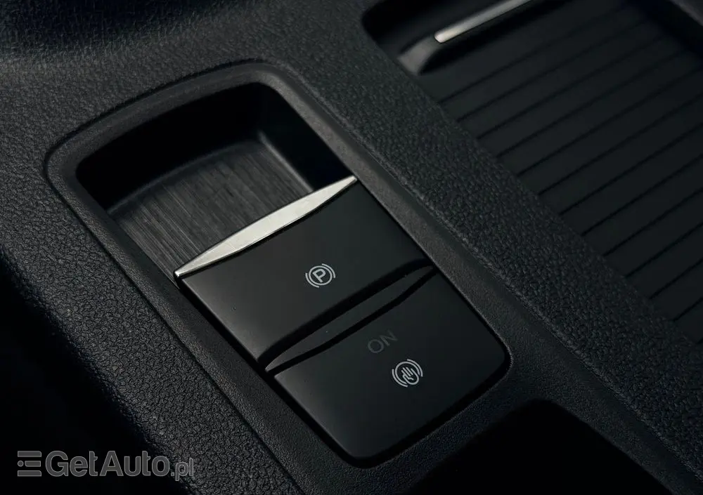 FORD Kuga 2.0 EcoBlue Hybrid ST-LINE