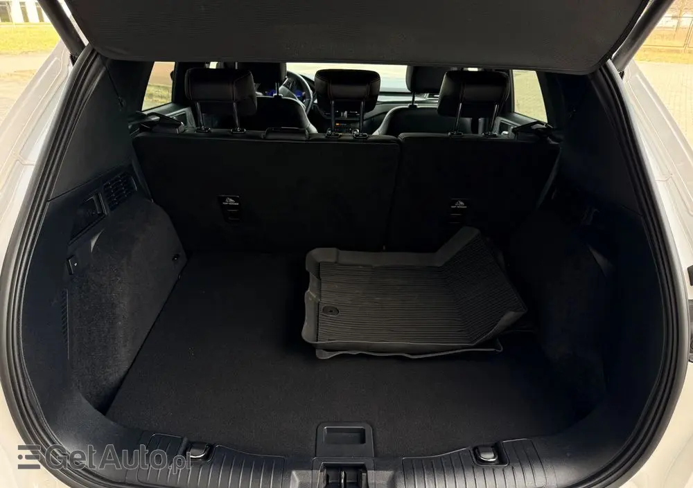 FORD Kuga 2.0 EcoBlue Hybrid ST-LINE