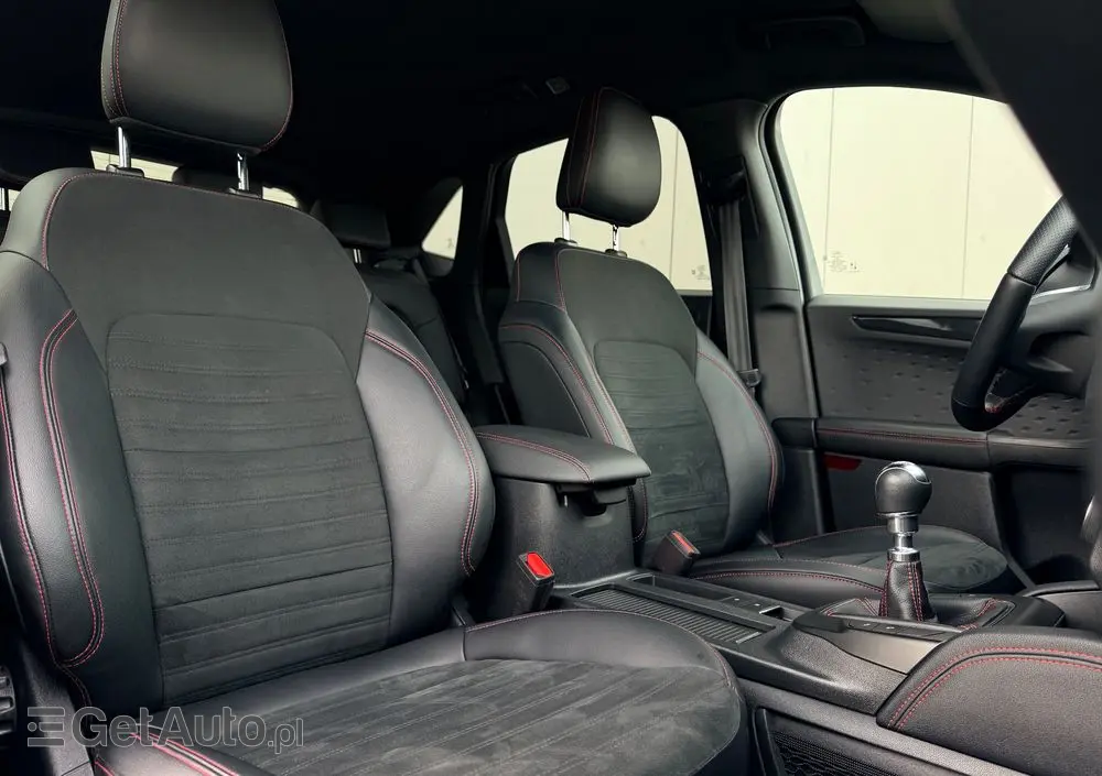 FORD Kuga 2.0 EcoBlue Hybrid ST-LINE