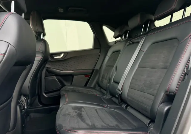 FORD Kuga 2.0 EcoBlue Hybrid ST-LINE