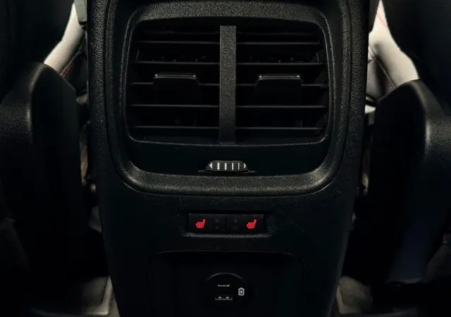 FORD Kuga 2.0 EcoBlue Hybrid ST-LINE