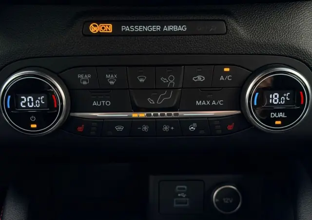 FORD Kuga 2.0 EcoBlue Hybrid ST-LINE