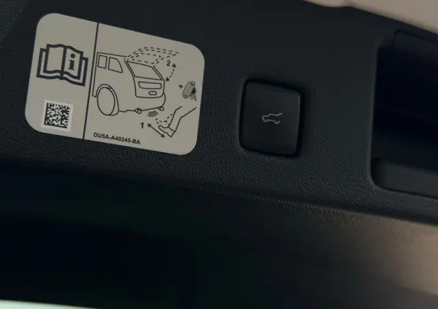 FORD Kuga 2.0 EcoBlue Hybrid ST-LINE