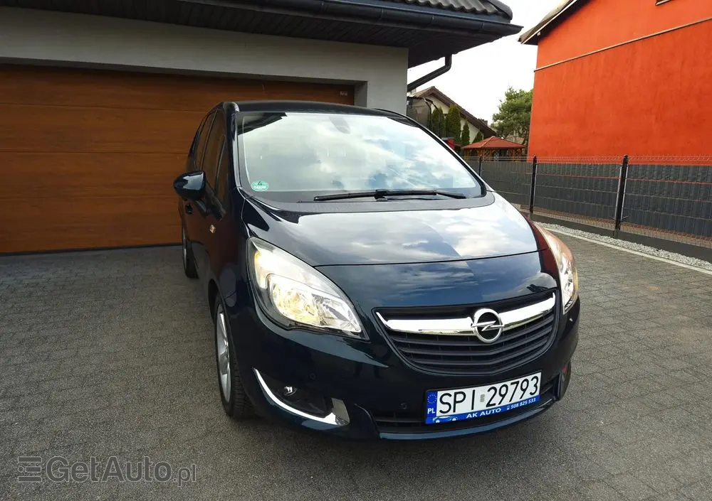 OPEL Meriva 1.4 T Design Edition