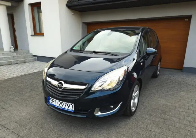 OPEL Meriva 1.4 T Design Edition