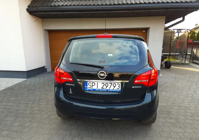 OPEL Meriva 1.4 T Design Edition