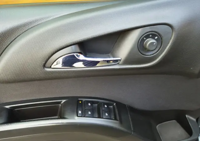 OPEL Meriva 1.4 T Design Edition