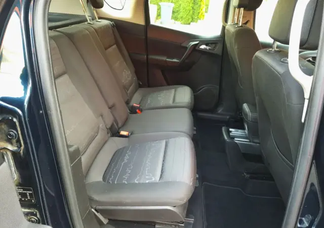 OPEL Meriva 1.4 T Design Edition