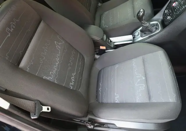 OPEL Meriva 1.4 T Design Edition