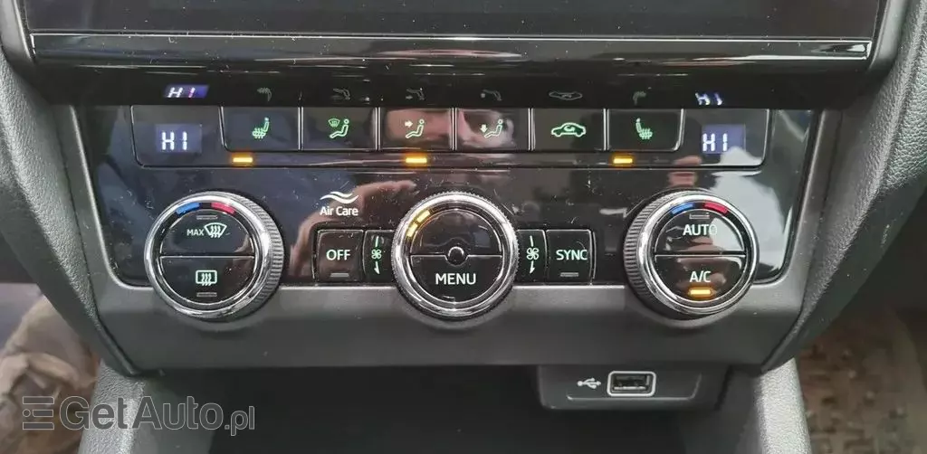 SKODA Octavia 