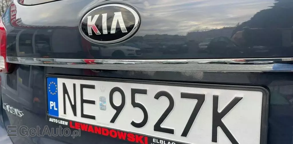 KIA Carens 