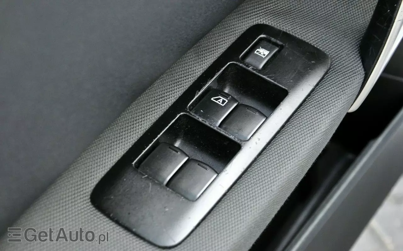 NISSAN Qashqai 1.6 Tekna