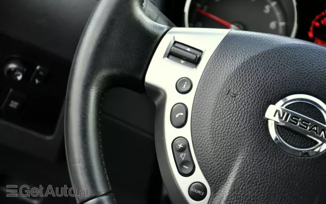 NISSAN Qashqai 1.6 Tekna