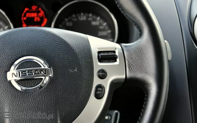 NISSAN Qashqai 1.6 Tekna