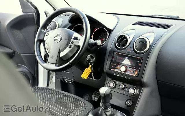 NISSAN Qashqai 1.6 Tekna