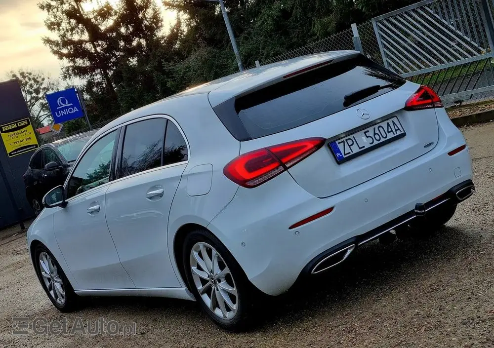 MERCEDES-BENZ Klasa A 180 d 7G-DCT