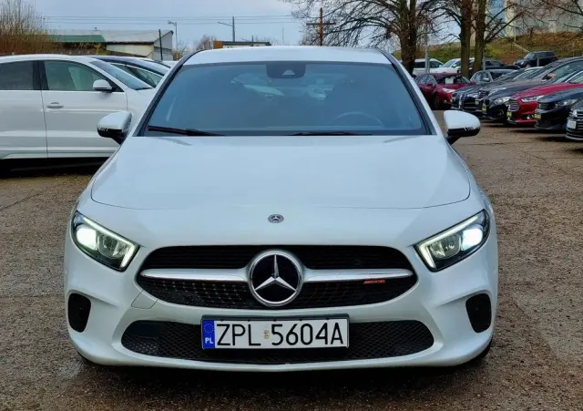 MERCEDES-BENZ Klasa A 180 d 7G-DCT