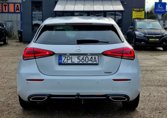 MERCEDES-BENZ Klasa A 180 d 7G-DCT