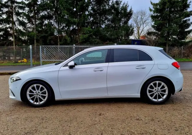 MERCEDES-BENZ Klasa A 180 d 7G-DCT