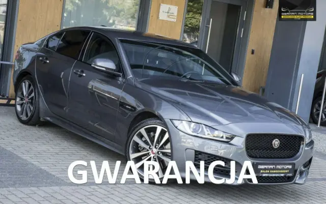 JAGUAR XE 