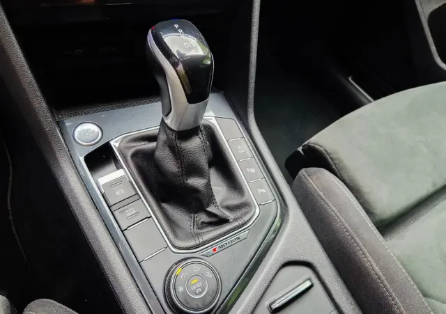 VOLKSWAGEN Tiguan 2.0 TSI 4Mot Elegance DSG