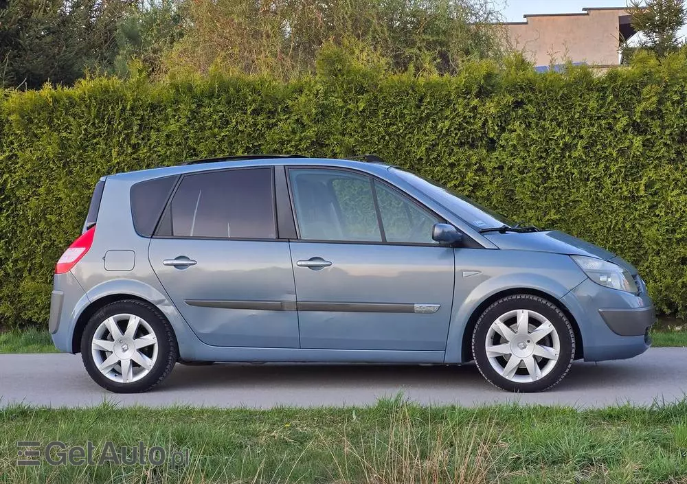 RENAULT Scenic 2.0 Confort Authentique