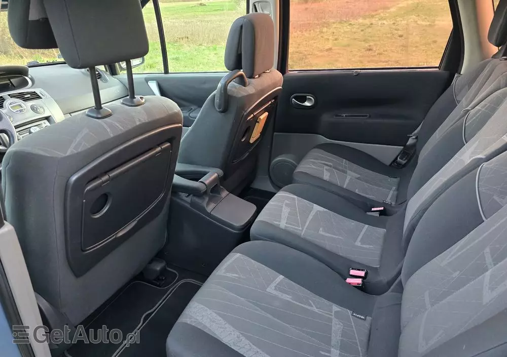 RENAULT Scenic 2.0 Confort Authentique