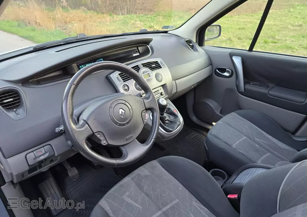 RENAULT Scenic 2.0 Confort Authentique