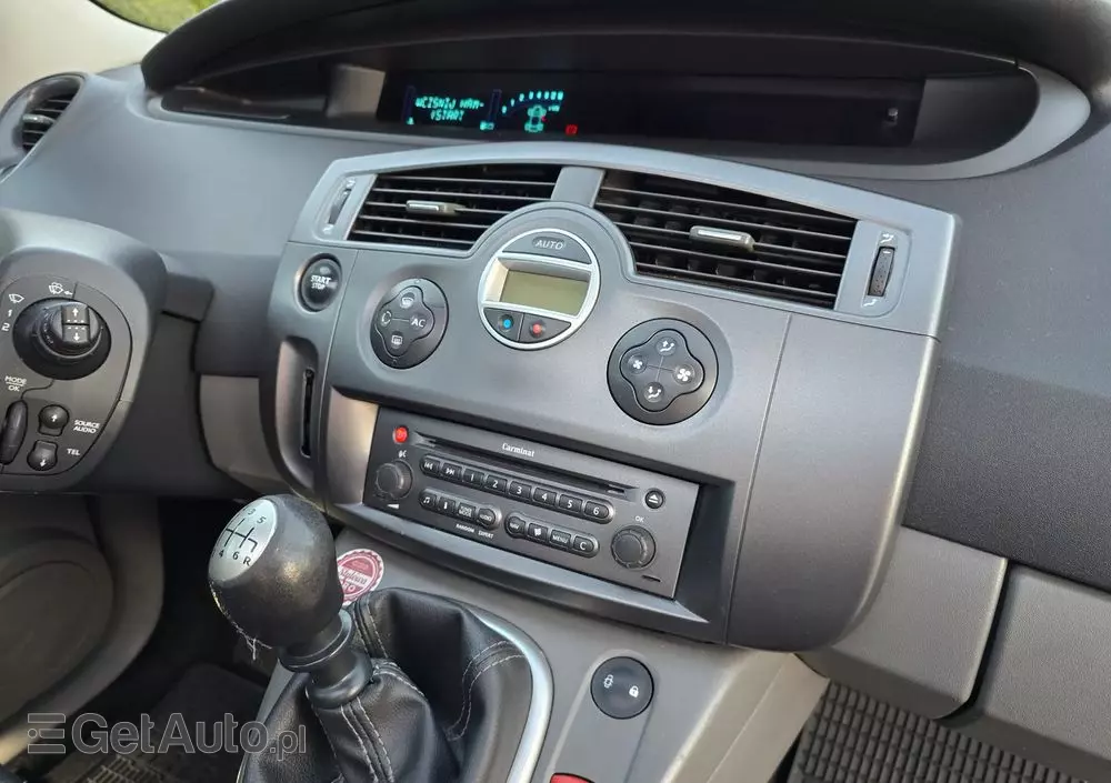 RENAULT Scenic 2.0 Confort Authentique