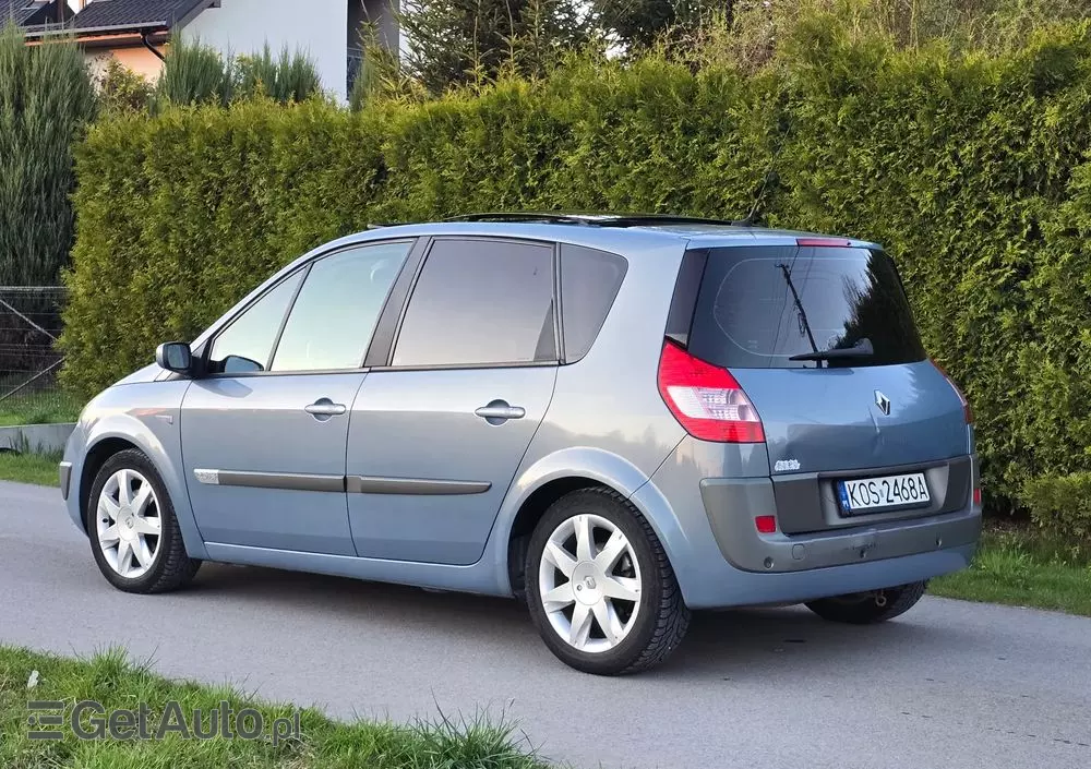 RENAULT Scenic 2.0 Confort Authentique