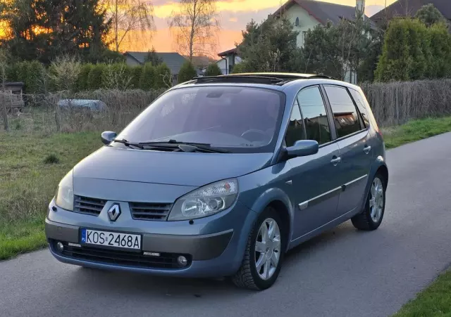 RENAULT Scenic 2.0 Confort Authentique