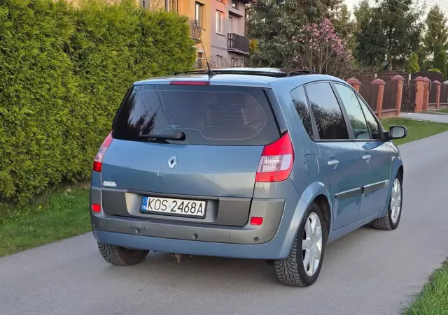 RENAULT Scenic 2.0 Confort Authentique