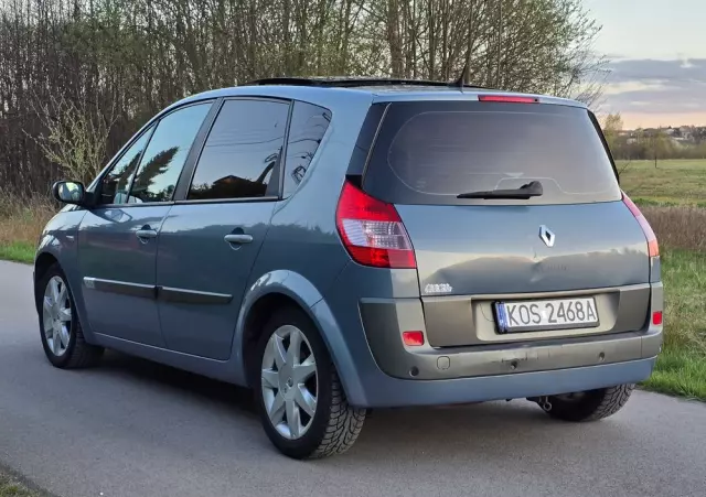 RENAULT Scenic 2.0 Confort Authentique